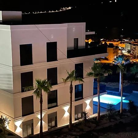 Sunhill Deluxe Maya *