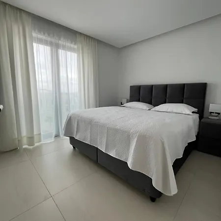 Sunhill Deluxe Maya Primošten