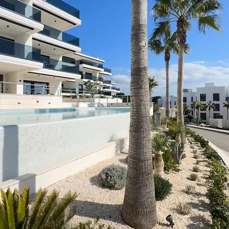 Sunhill Deluxe Maya Apartman